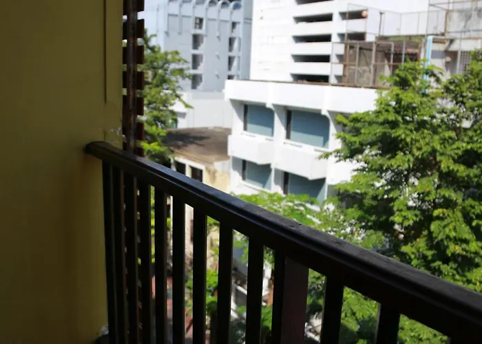 Upar Silom Hotel