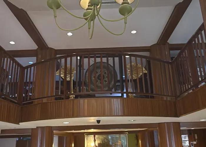 Upar Silom Hotel